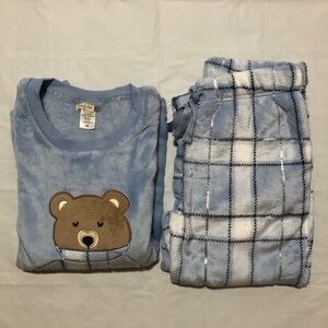 NWT Yarn & Sea Sleep Women’s Light Blue Pajama Set XS